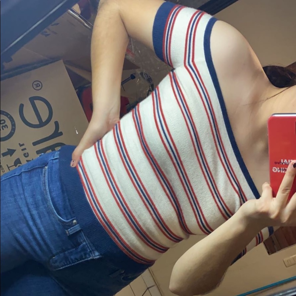Cute off shoulder crop top